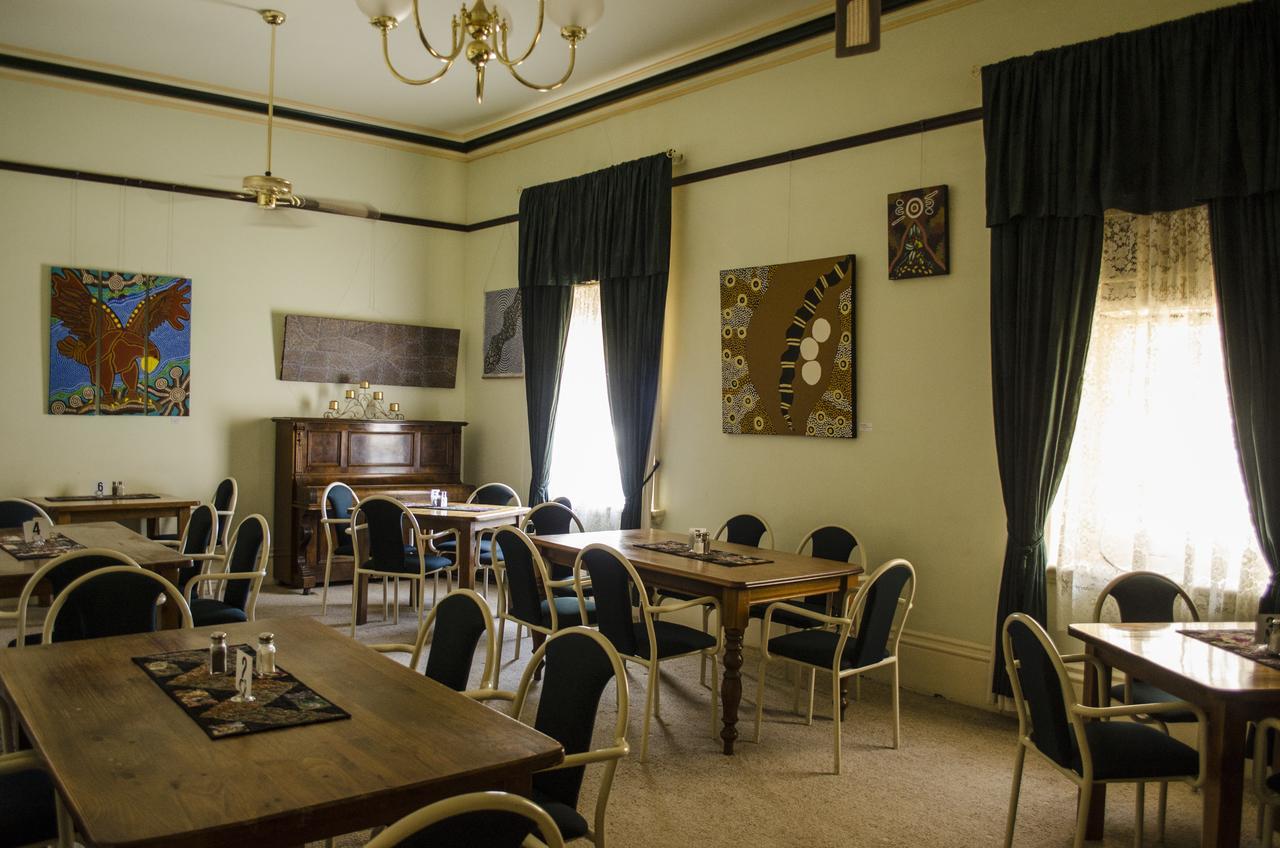 Marree Hotel Екстер'єр фото