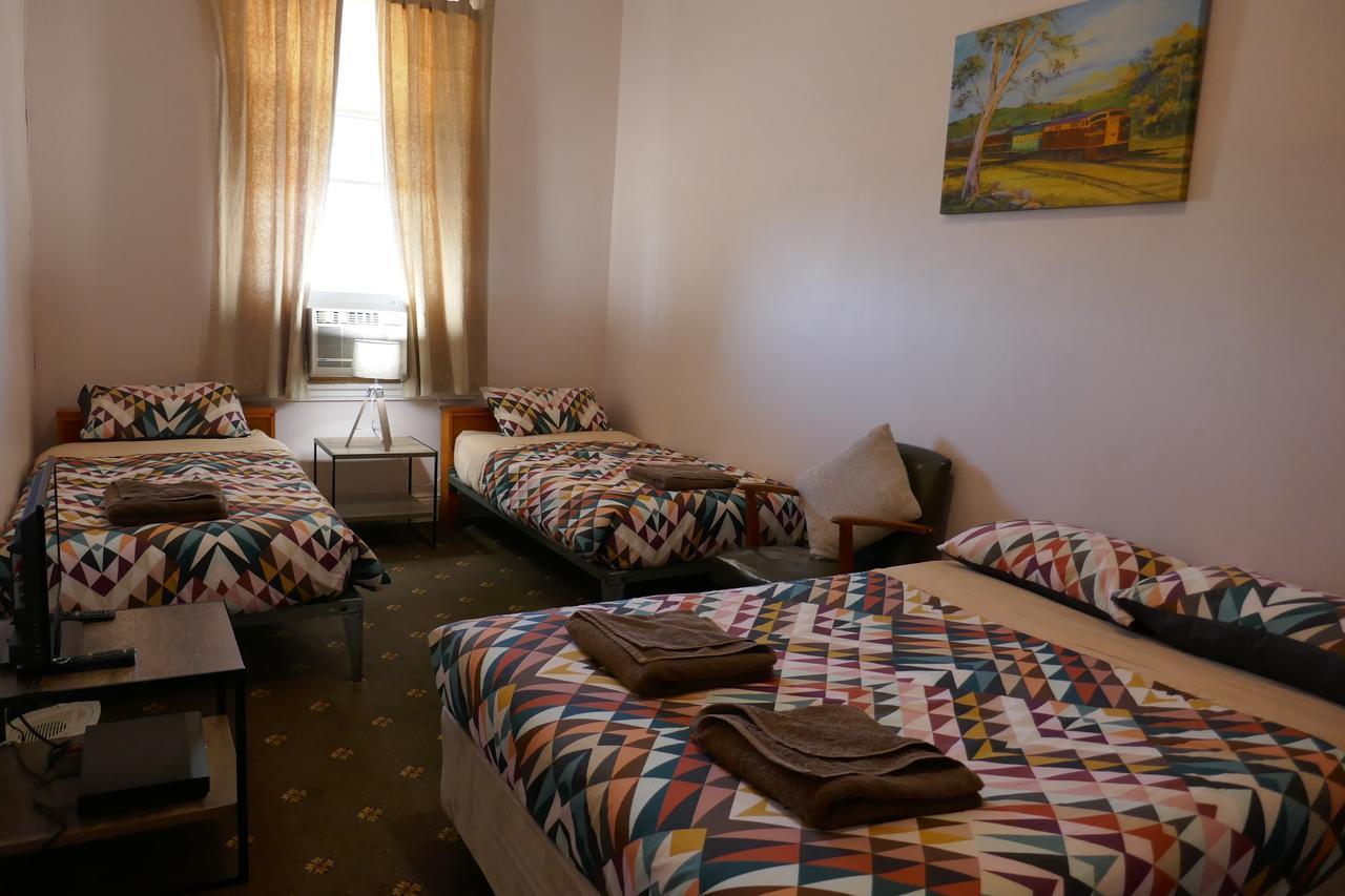 Marree Hotel Екстер'єр фото
